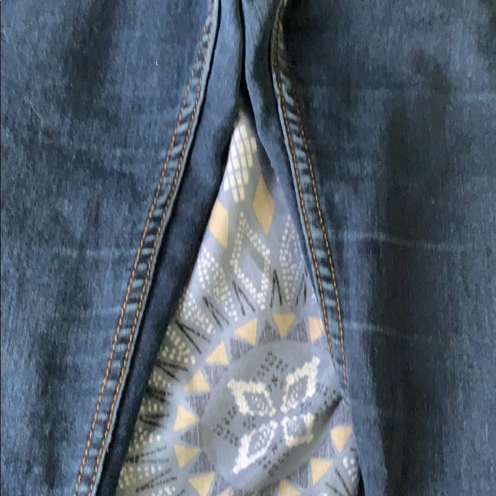 Jeans - Picture 3 of 4